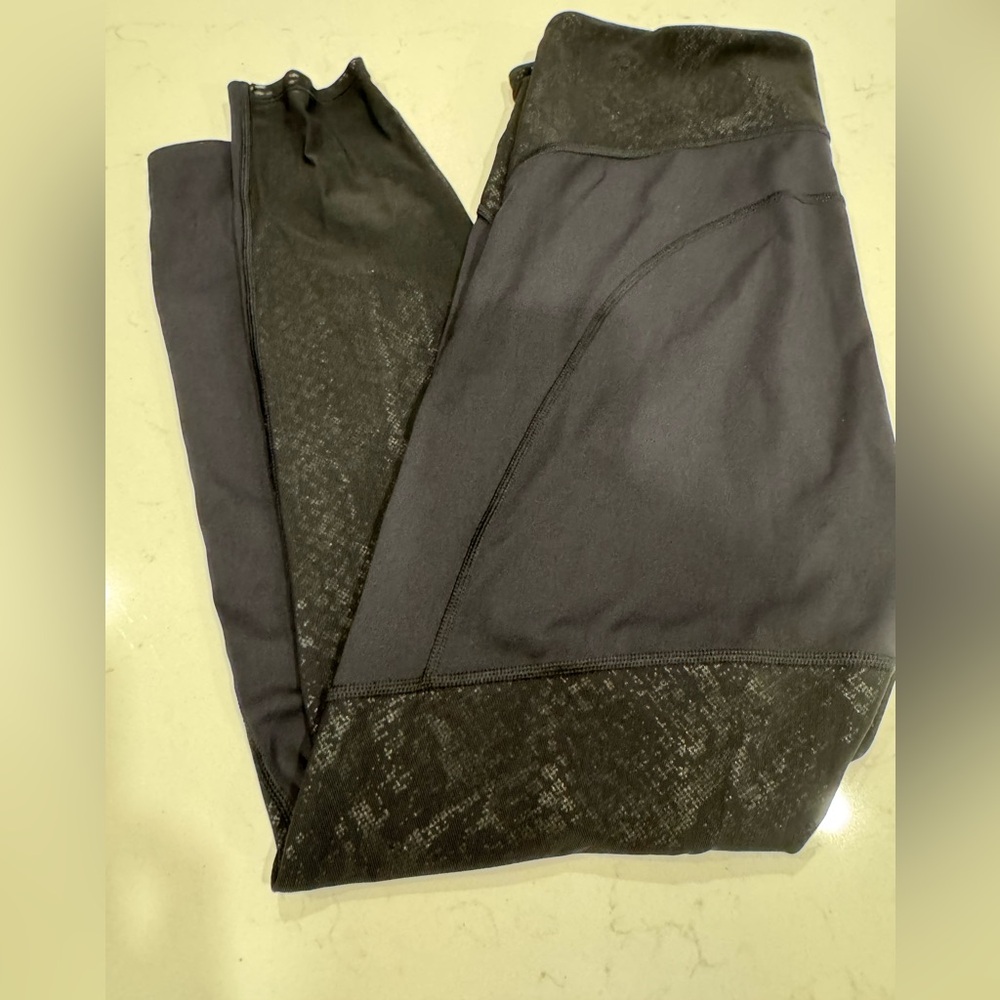 Athleta Black Reflective 7/8 Tights